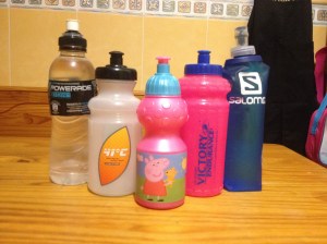 Finalmente el casting lo ganaron la botella de Peppa Pig y el bidón blando de Salomon